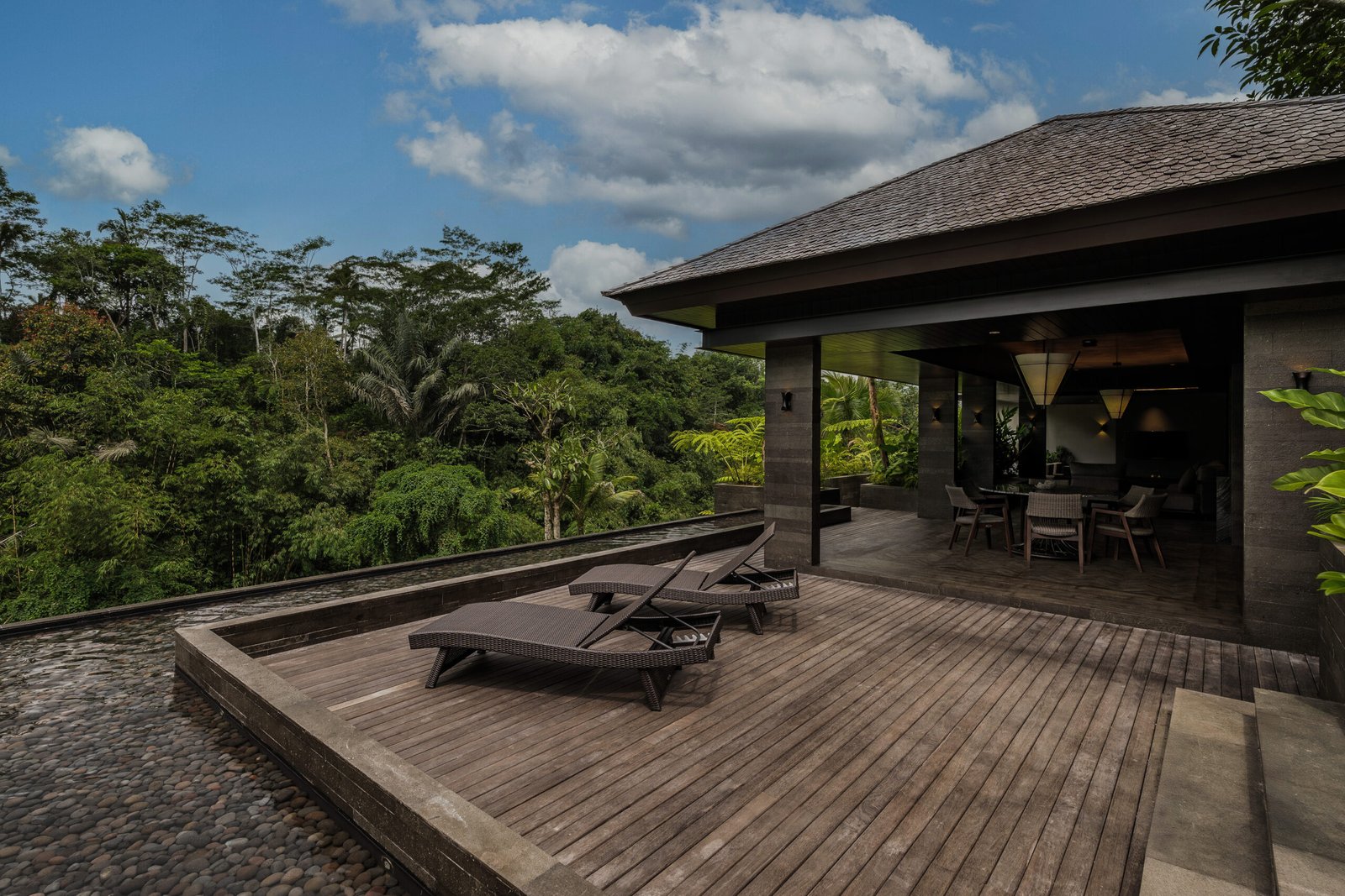 Copy of outdoor ver 3